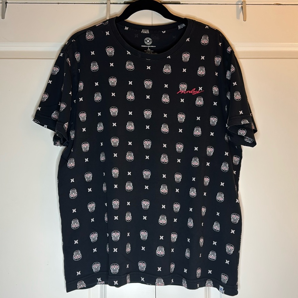 Hurley Skull All Over Print T Shirtโ Black Goth Emo AOP Embroidered Logo L